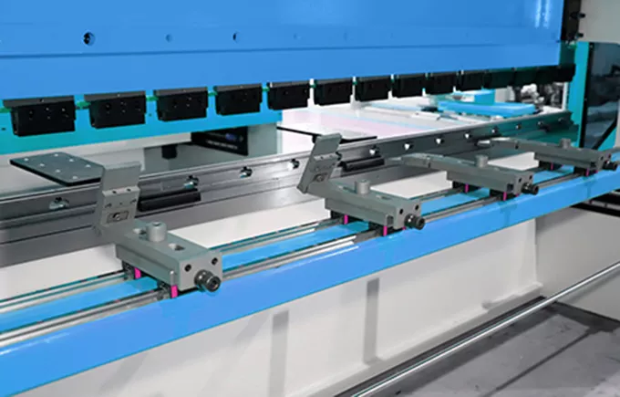 4 hátsó mérőujj a pontos beállításhoz