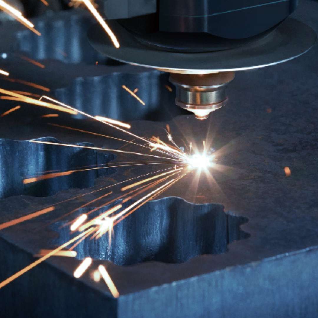 CNC lézervágás vastag acélnál